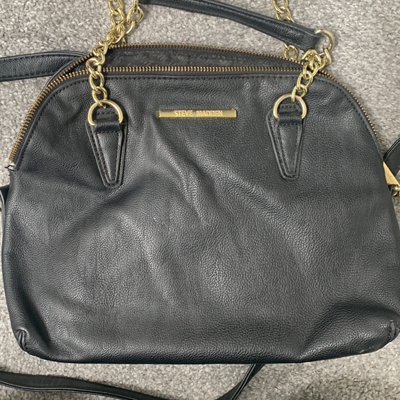 🖤⚡️Black & Gold Steve Madden Crossbody Purse - Picture 2 of 7